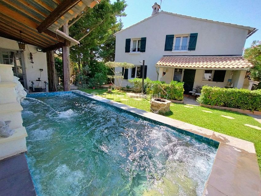 Image Piscine à  maison individuelle de L'Isle-sur-la-Sorgue