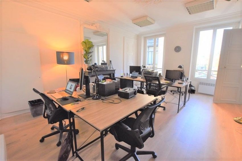 Image de bureau à Lafayette-Richer