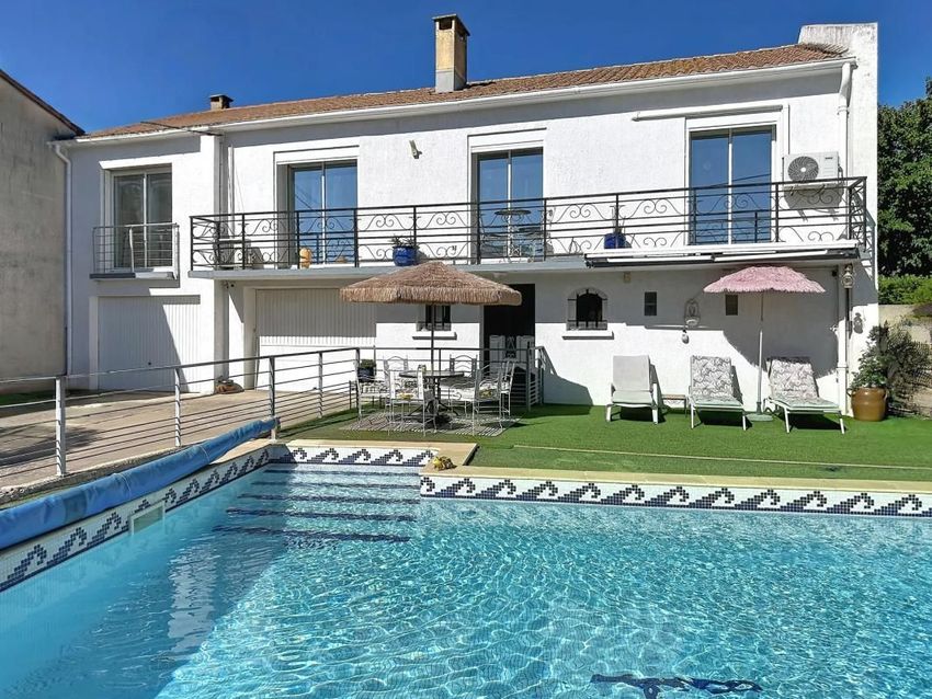 Image Piscine à  maison individuelle de Maraussan