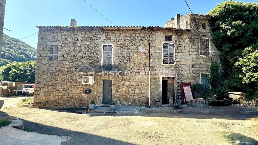 Image Façade à  maison individuelle de Guargualé