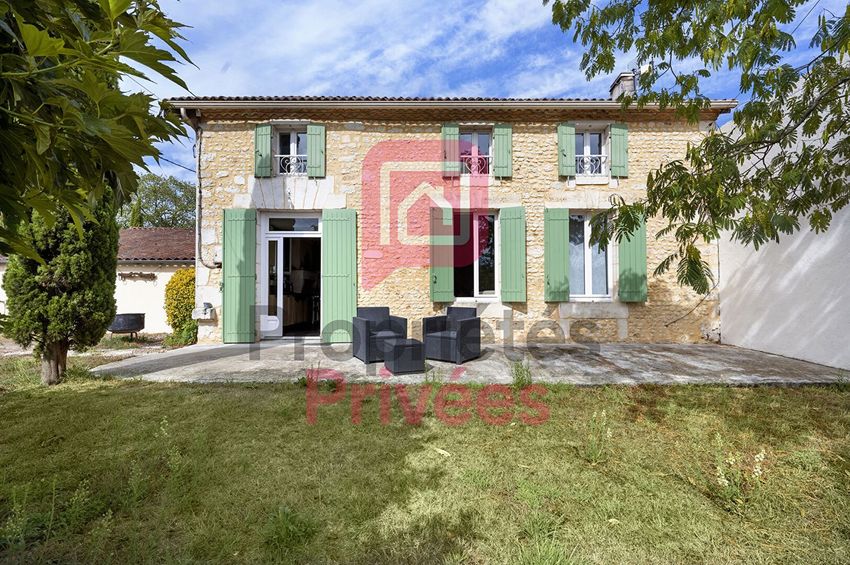Image Façade à  maison individuelle de Chantillac