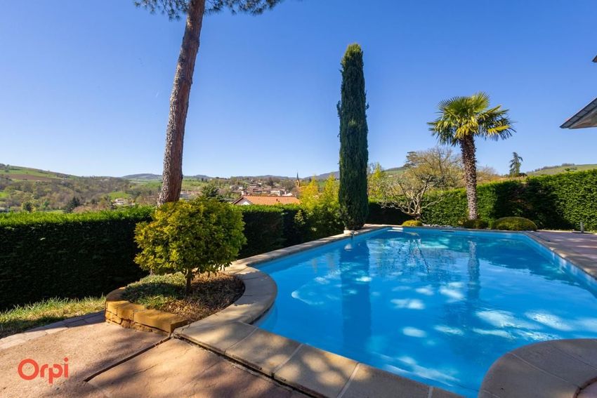 Image Piscine à  maison individuelle de Savigny