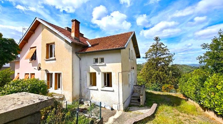 Image Façade à  maison mitoyenne de Cransac