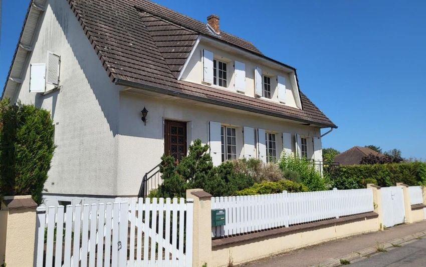 Image Façade à  maison individuelle de Étréchy