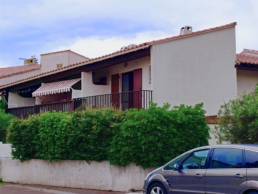Image Façade à appartement de Saintes-Maries-de-la-Mer