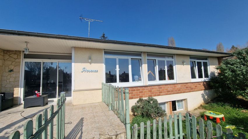 Image Façade à  maison mitoyenne de Limay