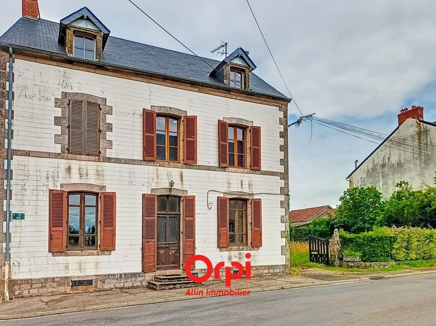 Image Vue à  propriété agricole de Treignat