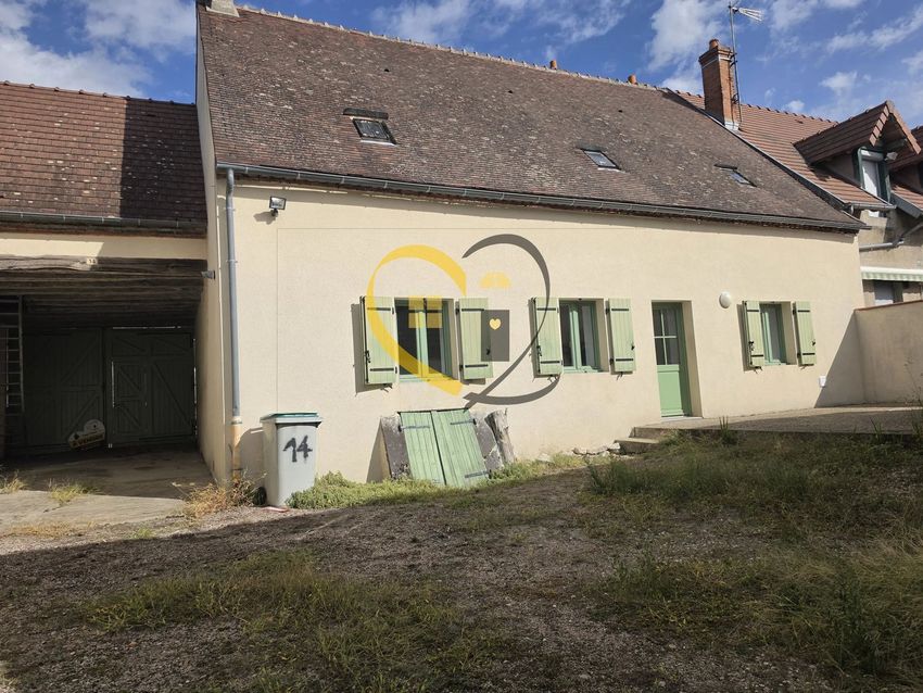 Image Façade à  maison de village de Bessay-sur-Allier