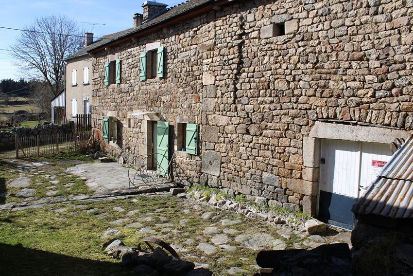 Image Façade à  maison individuelle de Grandrieu