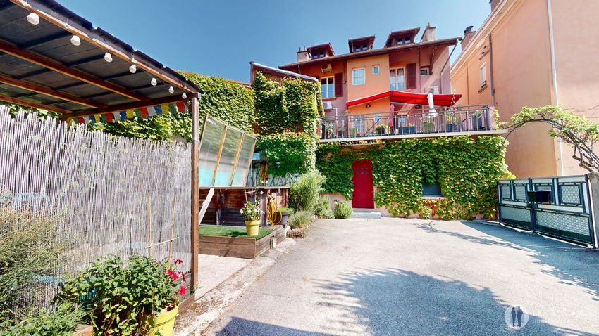 Image Façade à  maison individuelle de Saint-Martin-d'Hères