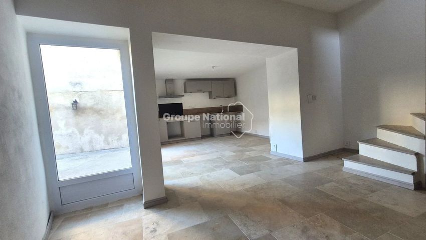 Image de  maison individuelle à Entraigues-sur-la-Sorgue