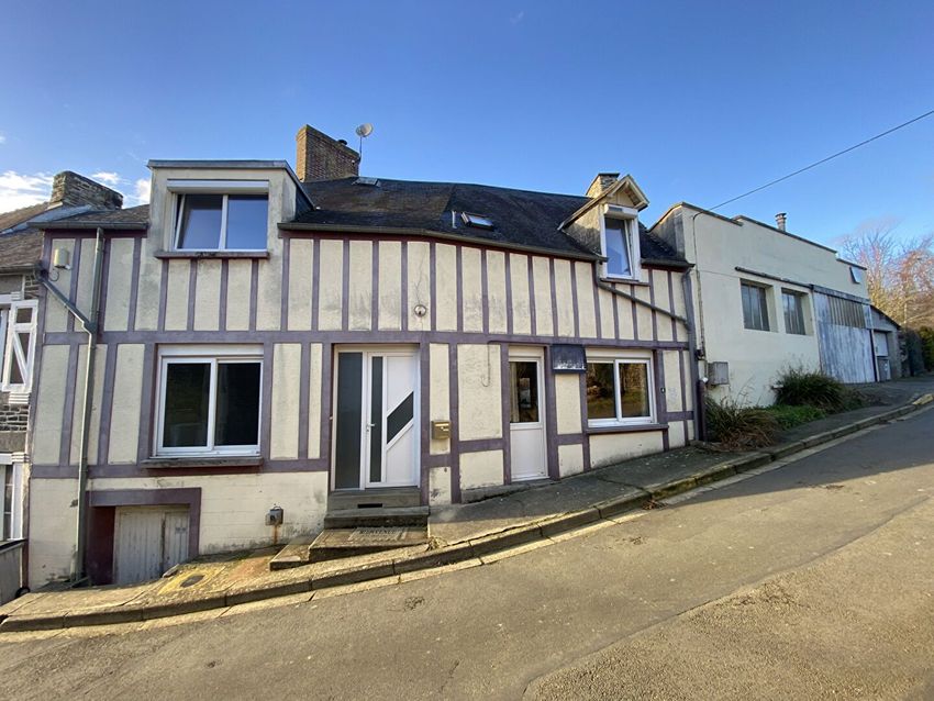 Image Façade à  maison mitoyenne de Pont-d'Ouilly
