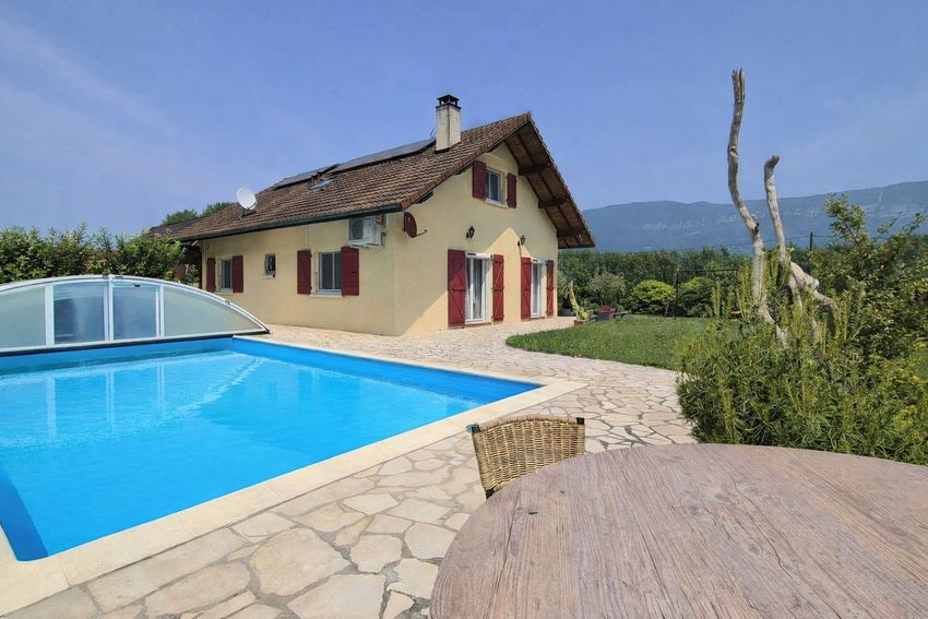 Image Piscine à  maison individuelle de Anglefort