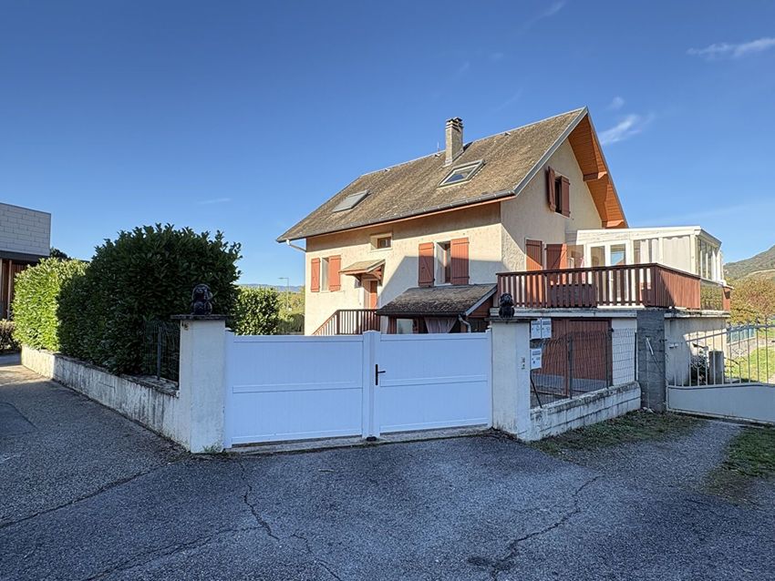 Image Façade à  maison individuelle de Barby