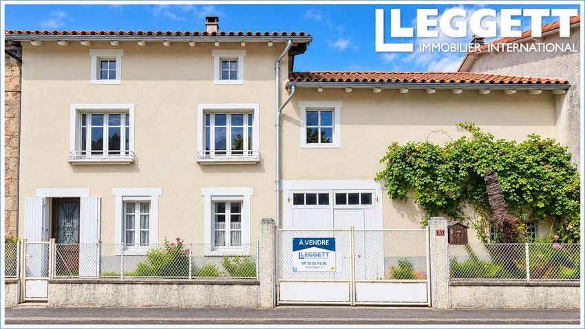 Image Façade à  maison de village de Chassenon