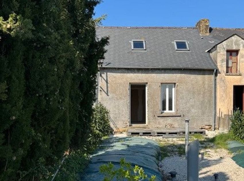 Image Façade à  maison individuelle de Lusanger
