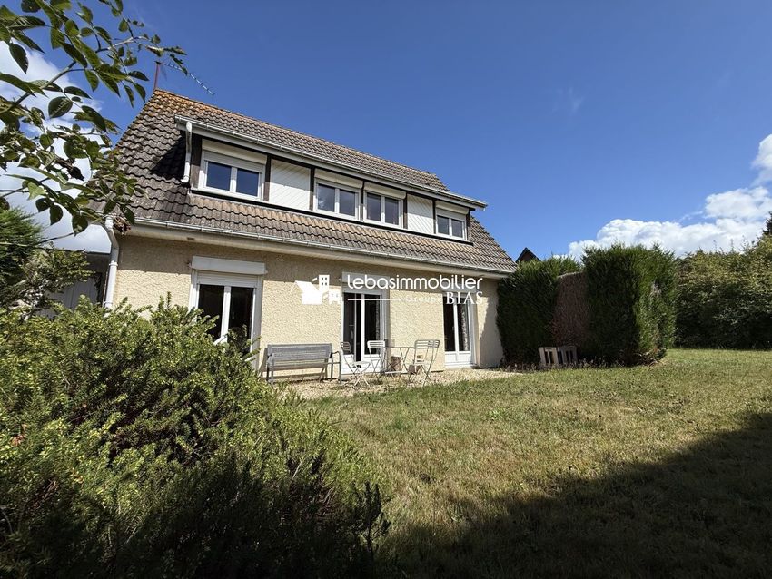 Image Façade à  maison individuelle de Saint-Arnoult