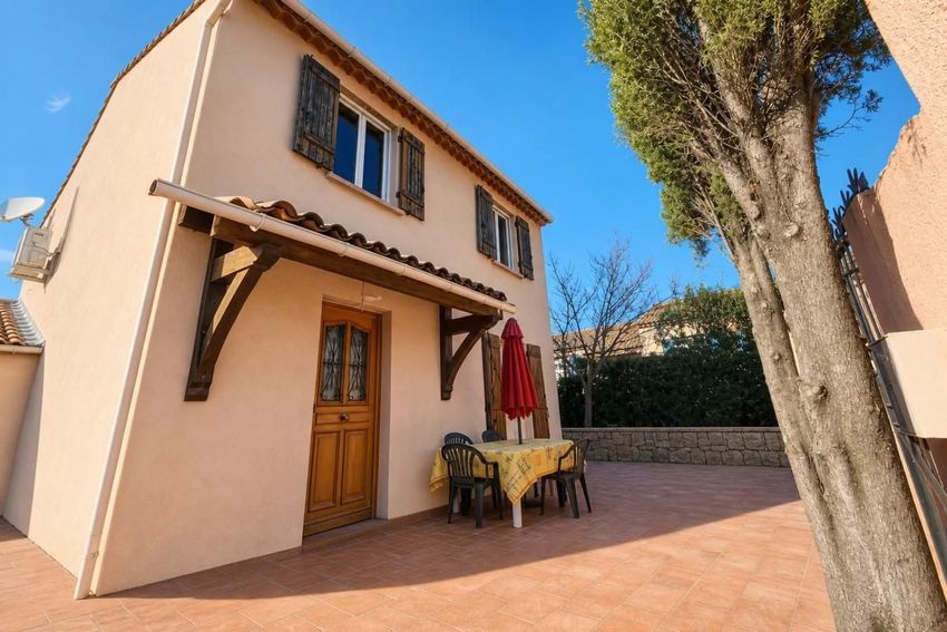 Image Façade à  maison individuelle de Vidauban