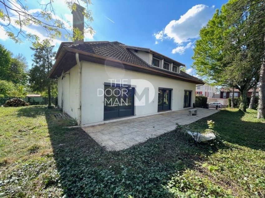 Image Façade à  maison individuelle de Chaumont