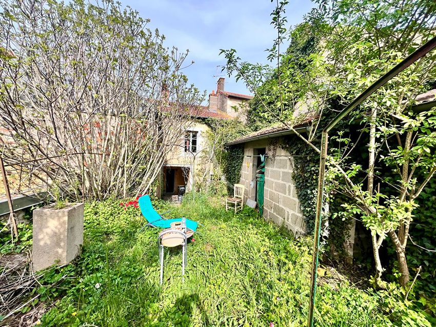 Image Jardin à  maison individuelle de Montmorillon