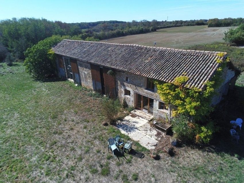 Image Façade à  maison individuelle de Sauzé-Vaussais