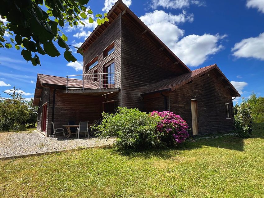 Image Façade à  maison individuelle de Saint-Yrieix-la-Perche