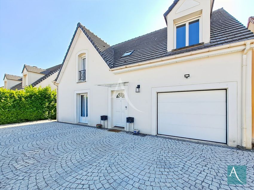Image Façade à  maison individuelle de Saint-Germain-lès-Arpajon