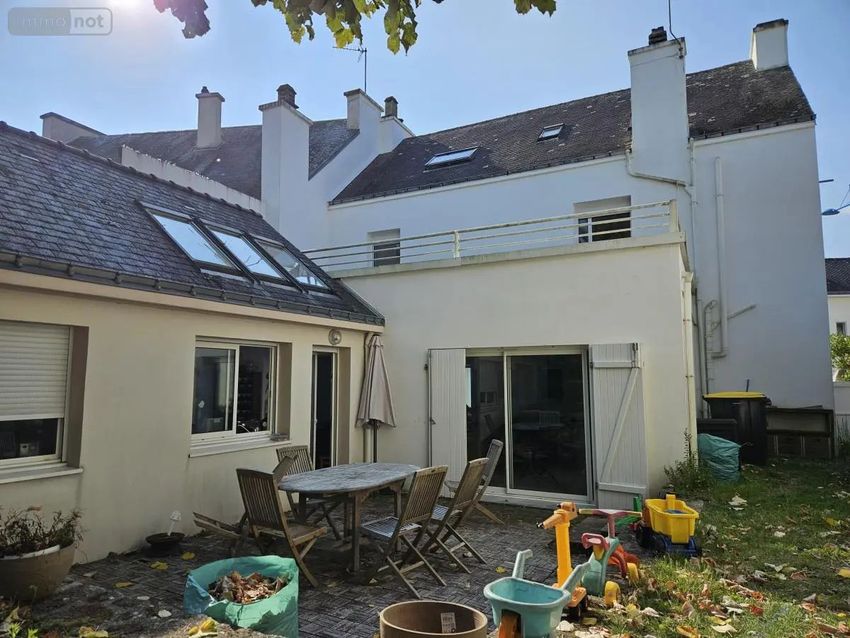Image Façade à  maison individuelle de Étel