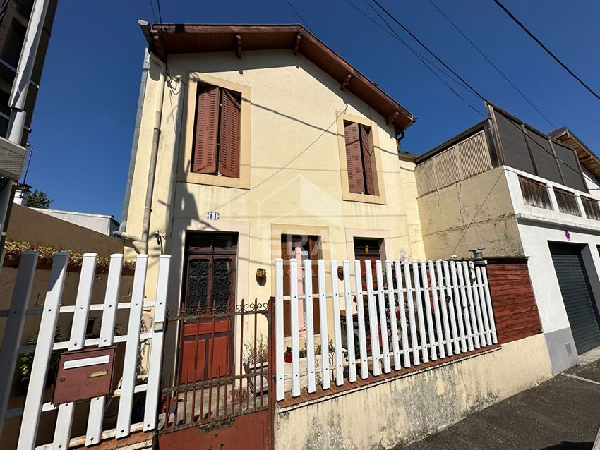 Image Vue à  maison mitoyenne de Tarbes