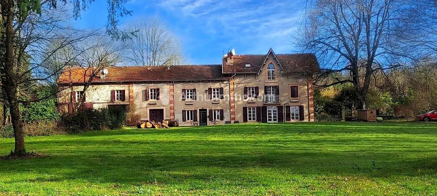 Image Façade à  maison de maître de Pont-de-Larn