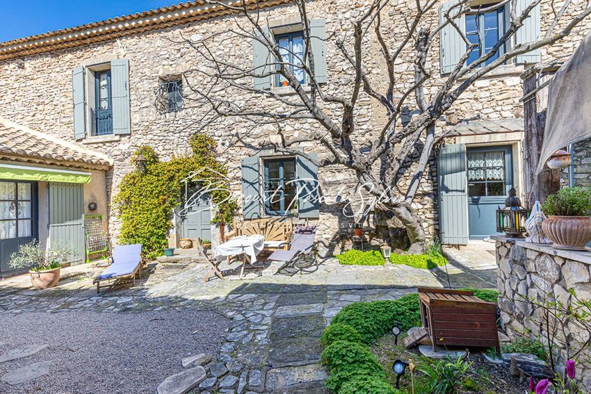 Image Façade à  maison individuelle de Velleron