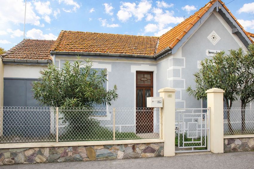 Image Façade à  maison mitoyenne de Narbonne