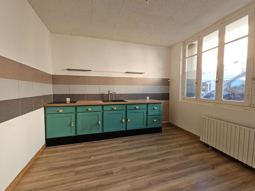 Image Cuisine à  maison mitoyenne de Mauzé-sur-le-Mignon