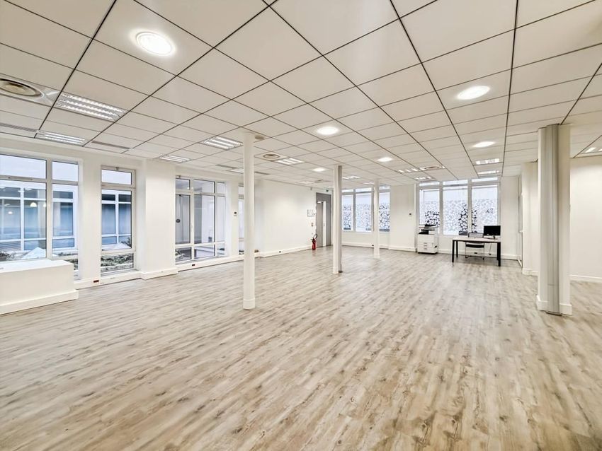 Image de bureau à Porte Saint Denis-Paradis