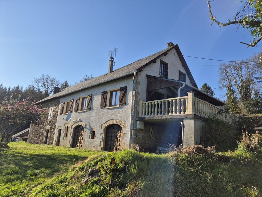 Image Façade à  maison individuelle de Beaumont
