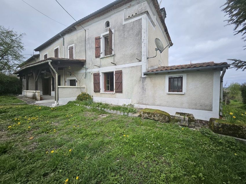 Image Façade à  maison mitoyenne de Ribérac