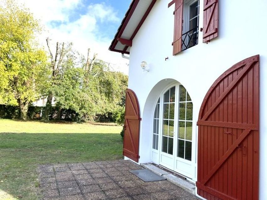 Image Façade à  maison individuelle de Hinx