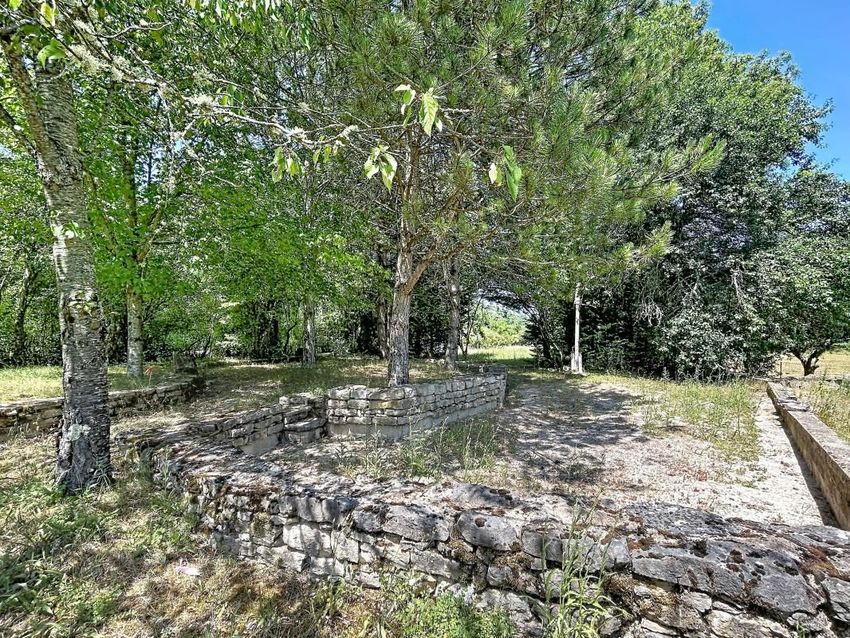 Image de terrain à Bligny-sur-Ouche