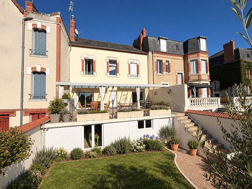 Image Façade à  maison mitoyenne de Moulins