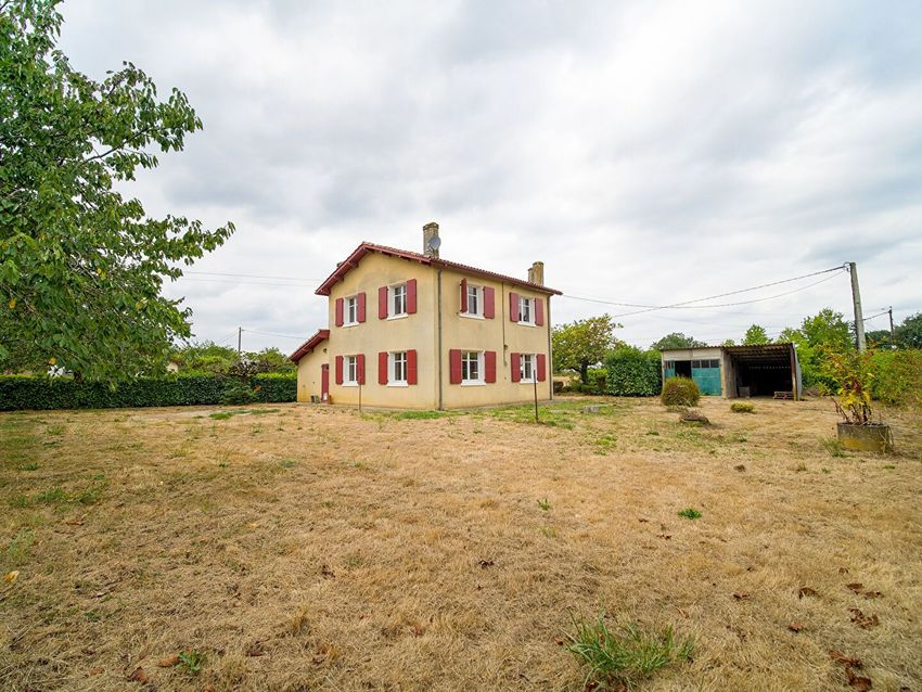 Image Façade à  maison individuelle de Aire-sur-l'Adour