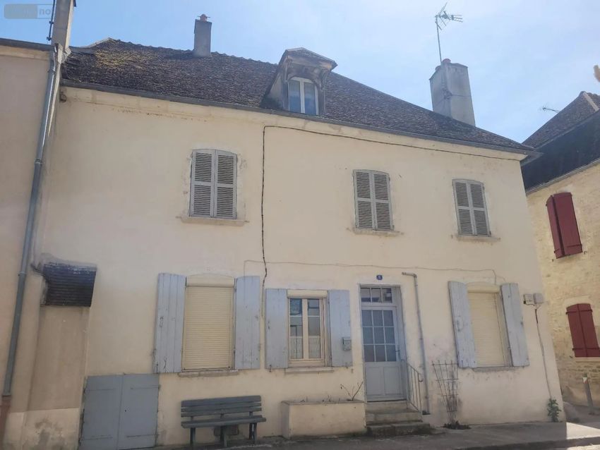 Image Façade à  maison individuelle de Vermenton
