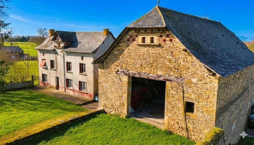 Image Façade à  ferme de Montbazens