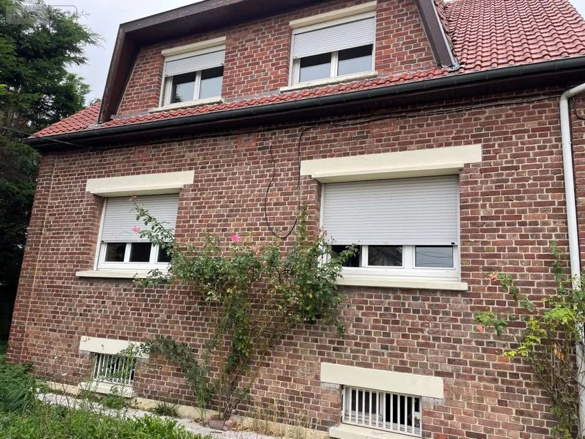 Image Façade à  maison individuelle de Évin-Malmaison