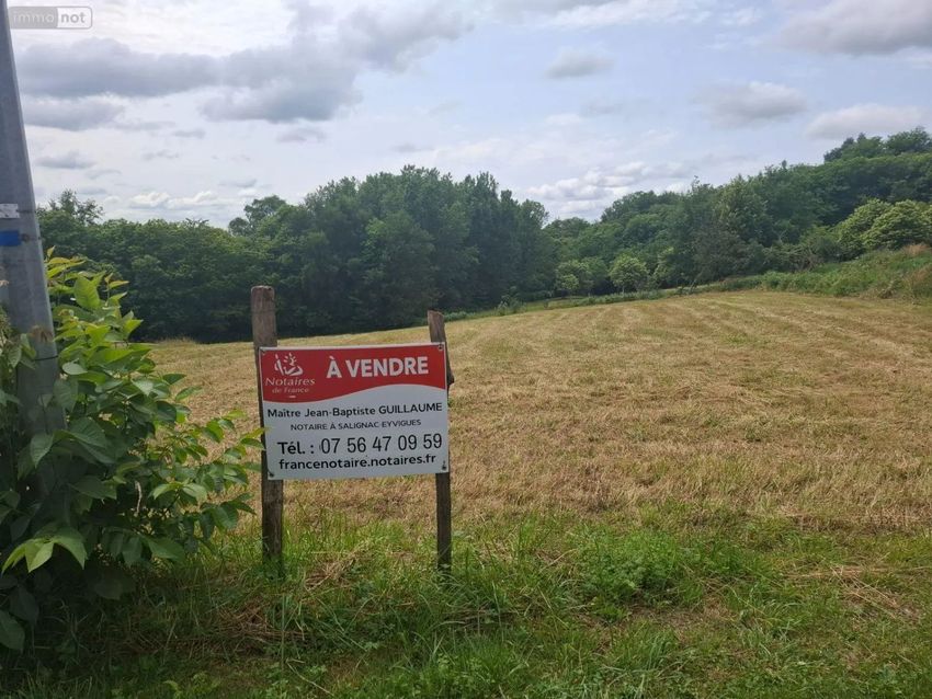 Image de terrain à Marcillac-Saint-Quentin