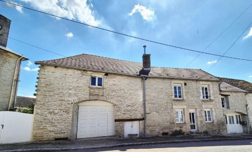 Image Façade à  maison individuelle de Verpillières-sur-Ource