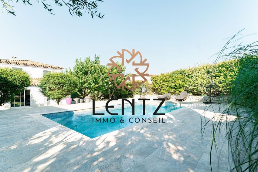 Image Piscine à  maison individuelle de Ginasservis