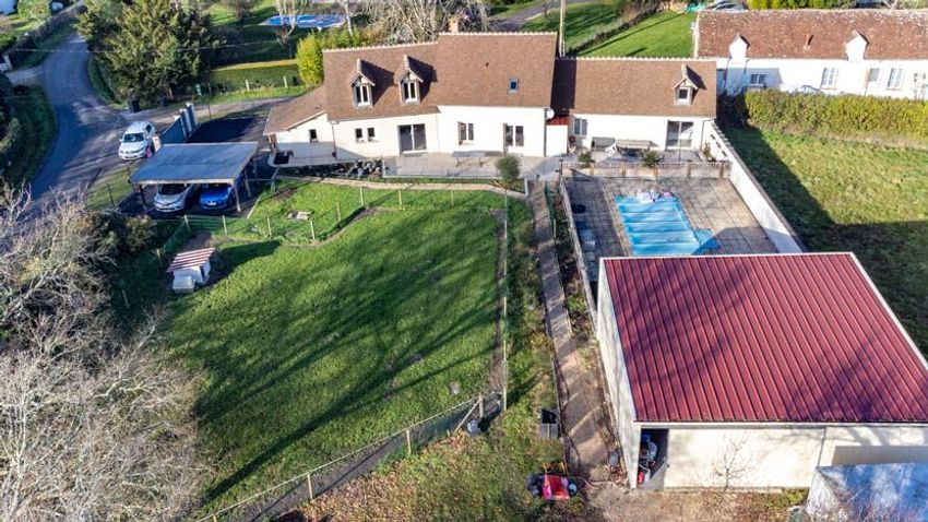 Image Piscine à  maison individuelle de Langon-sur-Cher