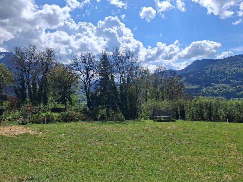 Image Vue à terrain de Féternes