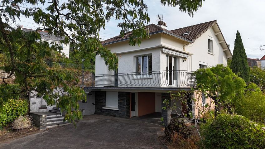 Image Façade à  maison individuelle de Oudon