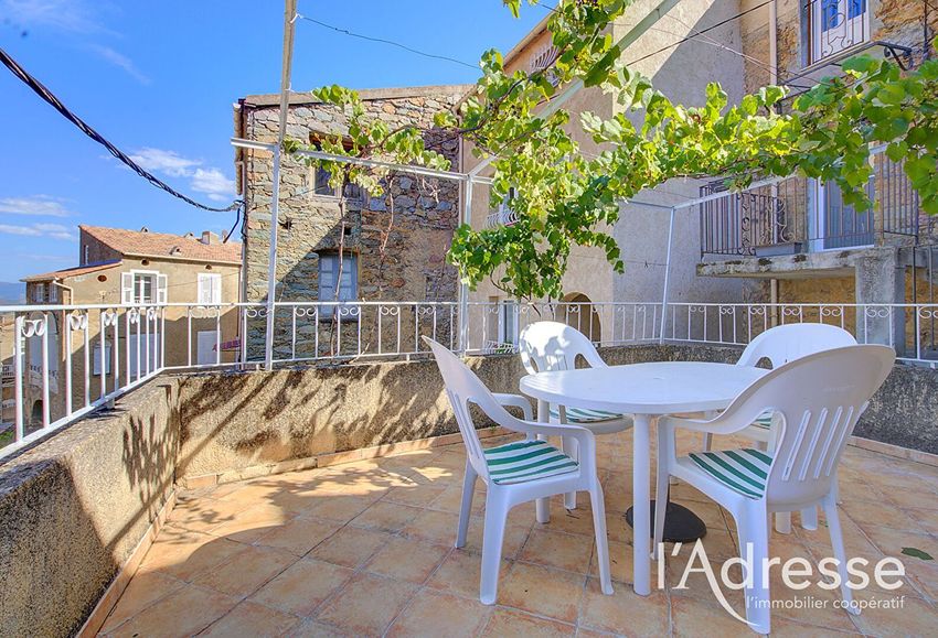Image Terrasse à  maison individuelle de Moltifao
